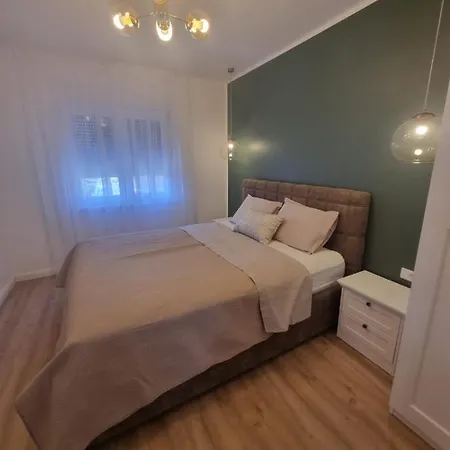 Apartment With View On Marine Zadar