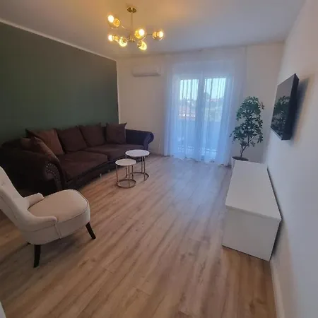 Apartment With View On Marine *