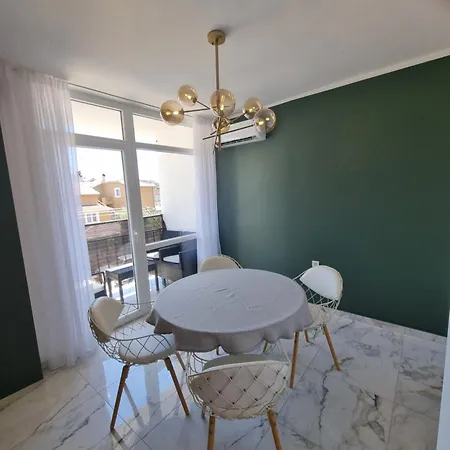 Apartment With View On Marine Zadar