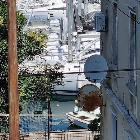 With View On Marine *